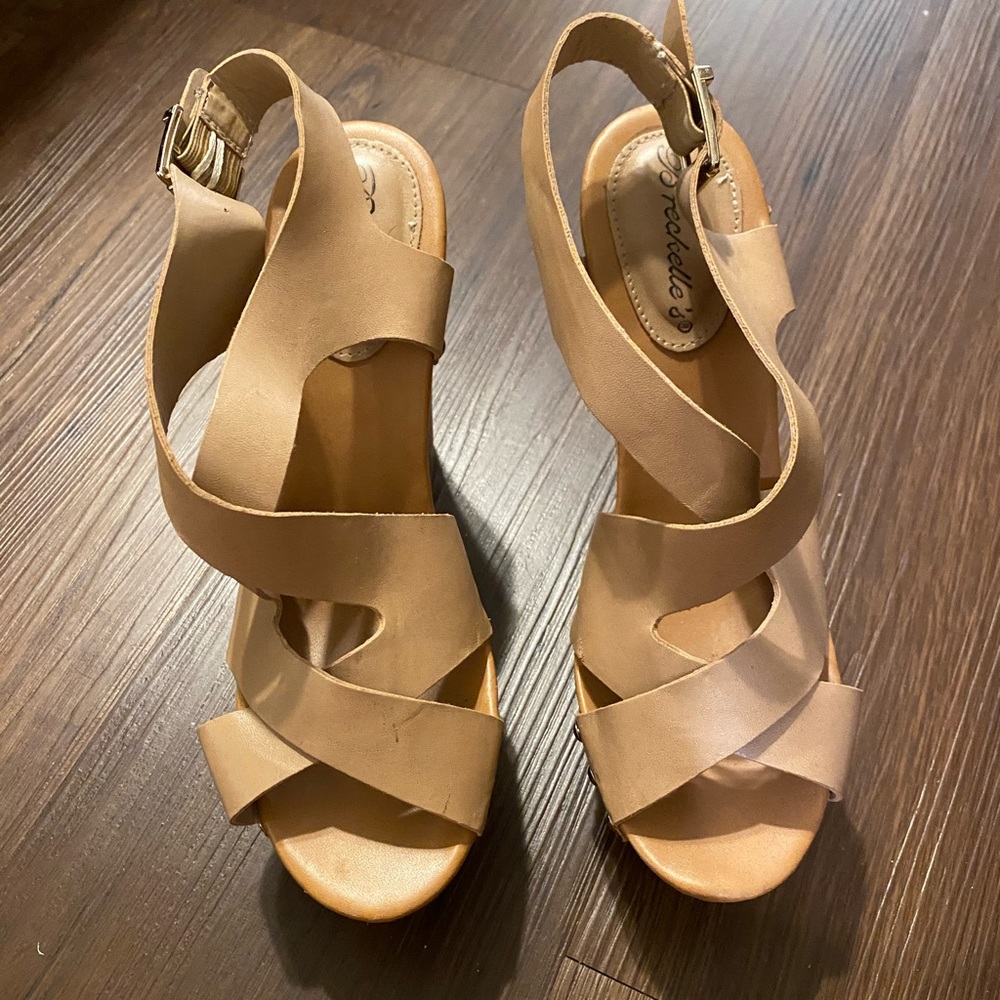 Tan Heels